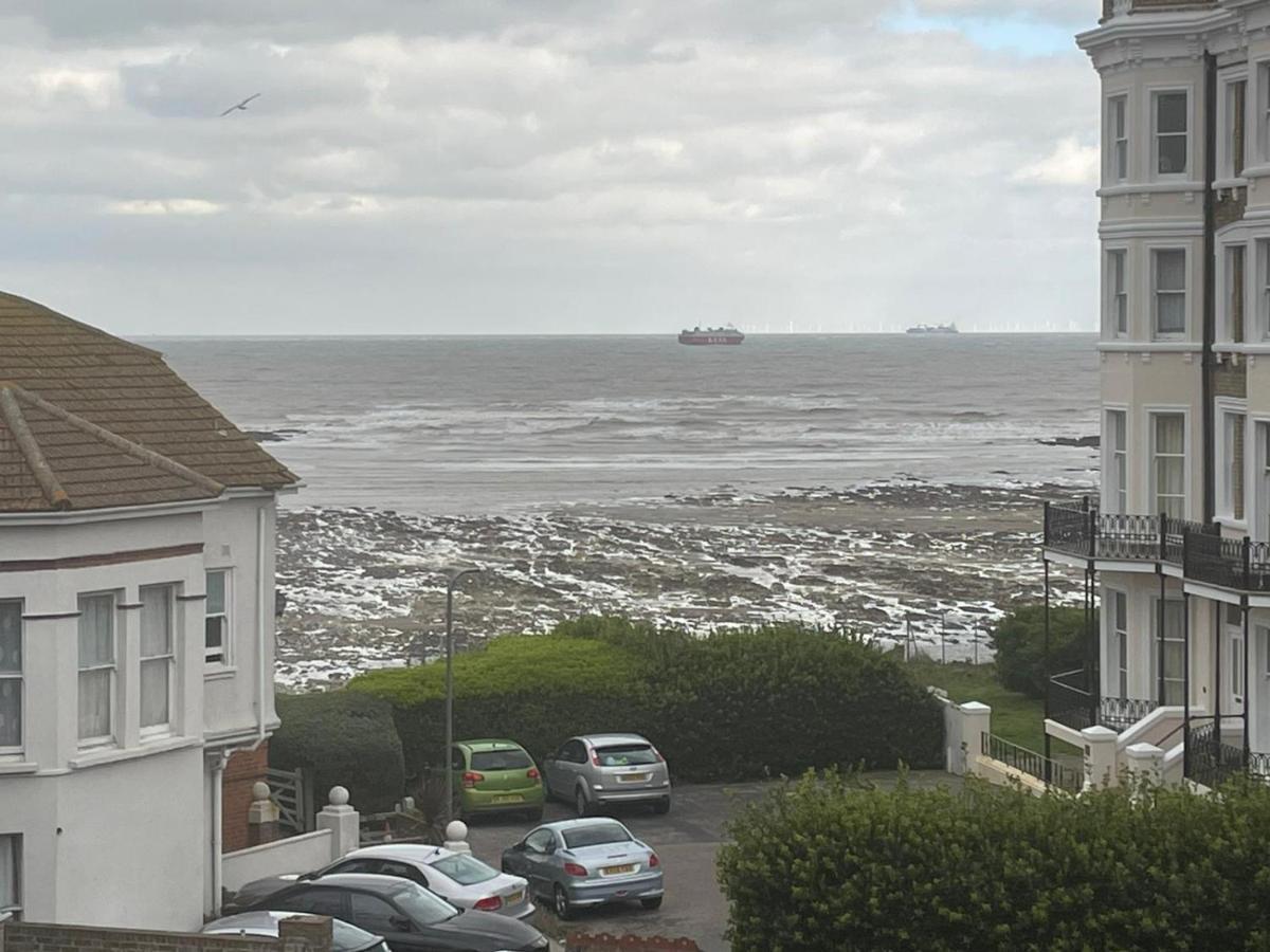 Apartment Beaucroft Mansions Seafront